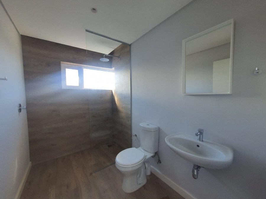 To Let 3 Bedroom Property for Rent in Loevenstein Western Cape
